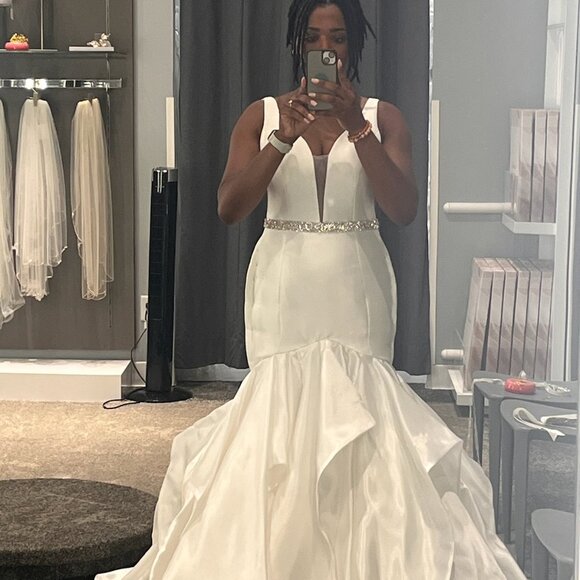 Ursula by Abella wedding gown - Picture 7 of 9